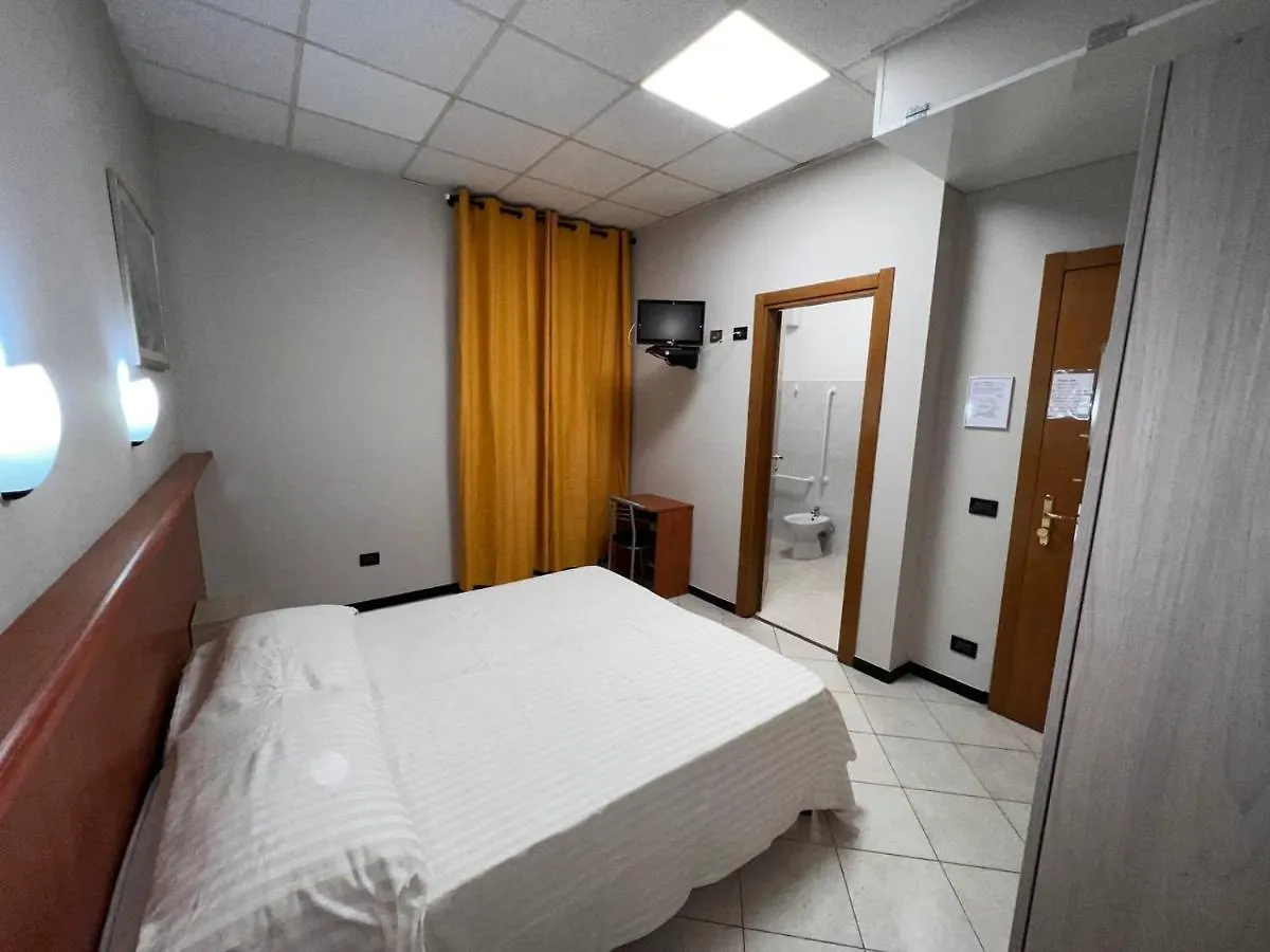 Shelter - Affittacamere Genova Italia